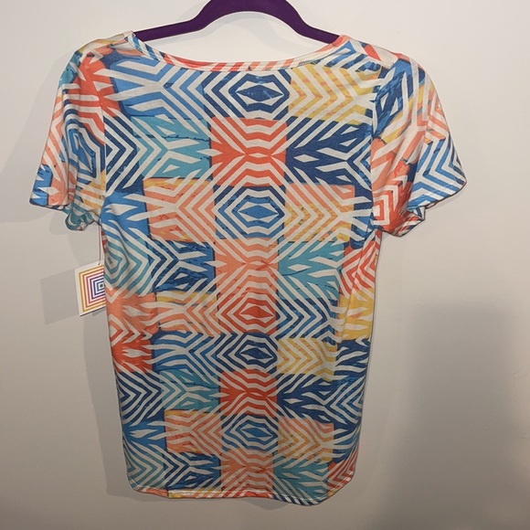Lularoe Classic T top size small - Picture 2 of 4